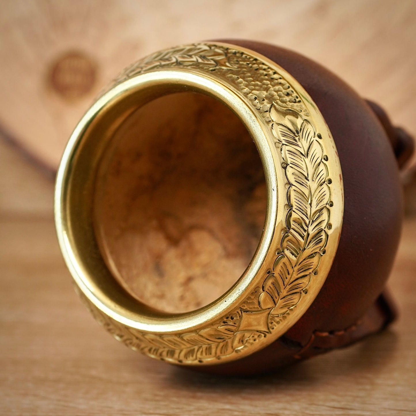 "CERRO" Chiseled Torpedo Mate Gourd